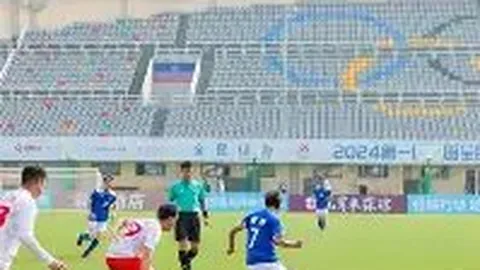 姜潮麦迪娜夫妇医院探秘，女方腹部略显隆起引猜测